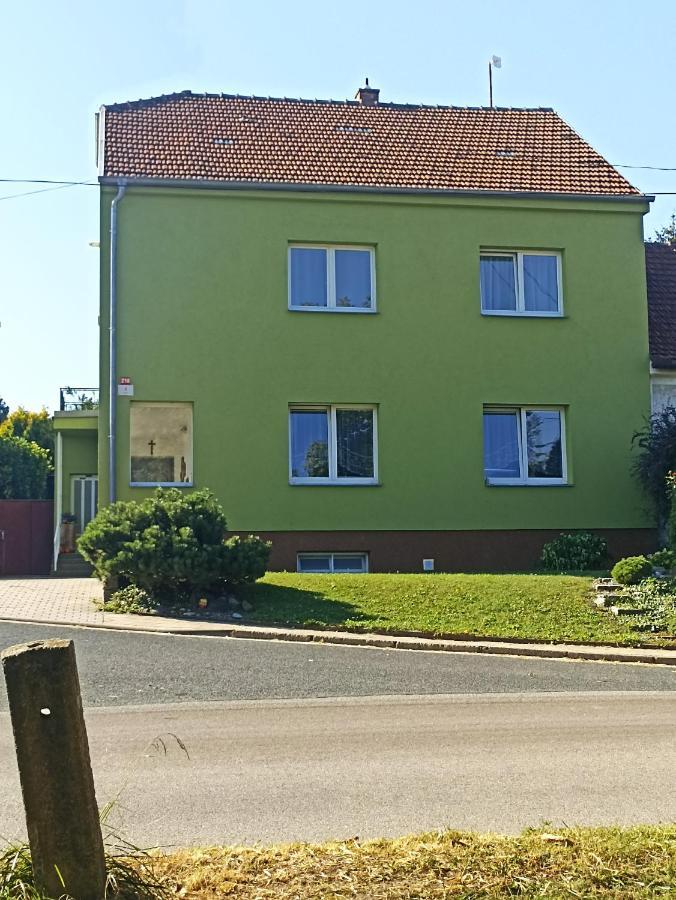 Ubytovani V Rodinnem Dome Ostopovice Exteriör bild